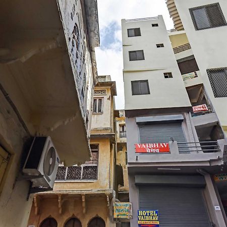 Oyo 85212 Hotel Vaibhav アジュメール エクステリア 写真