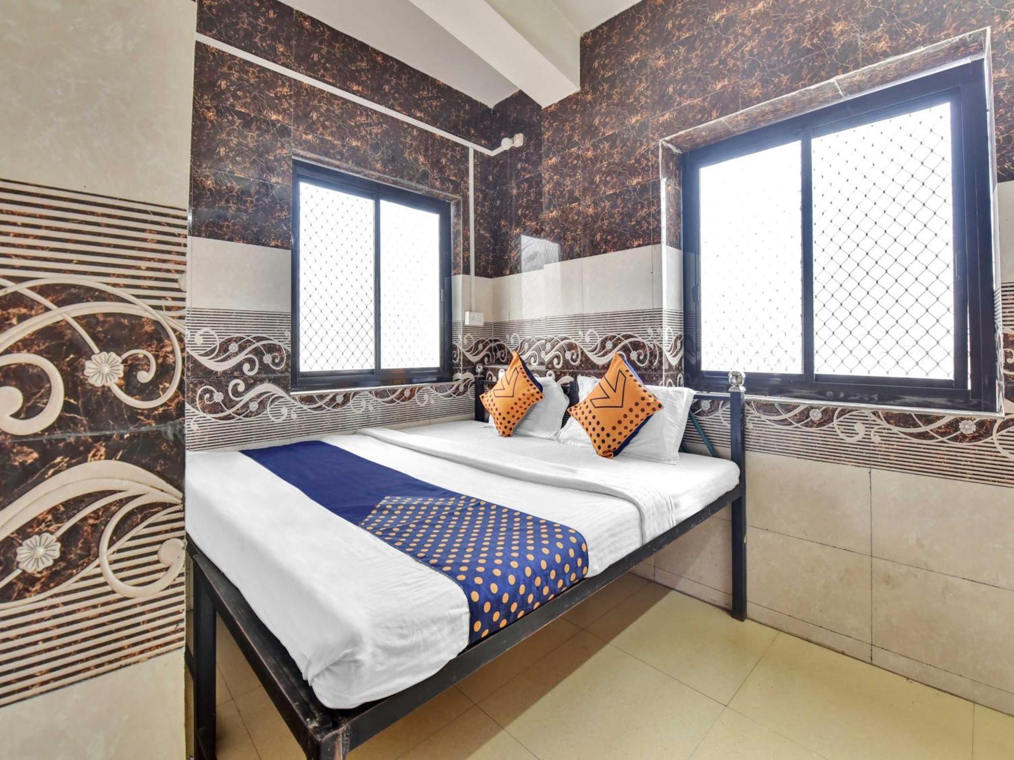 Oyo 85212 Hotel Vaibhav アジュメール エクステリア 写真