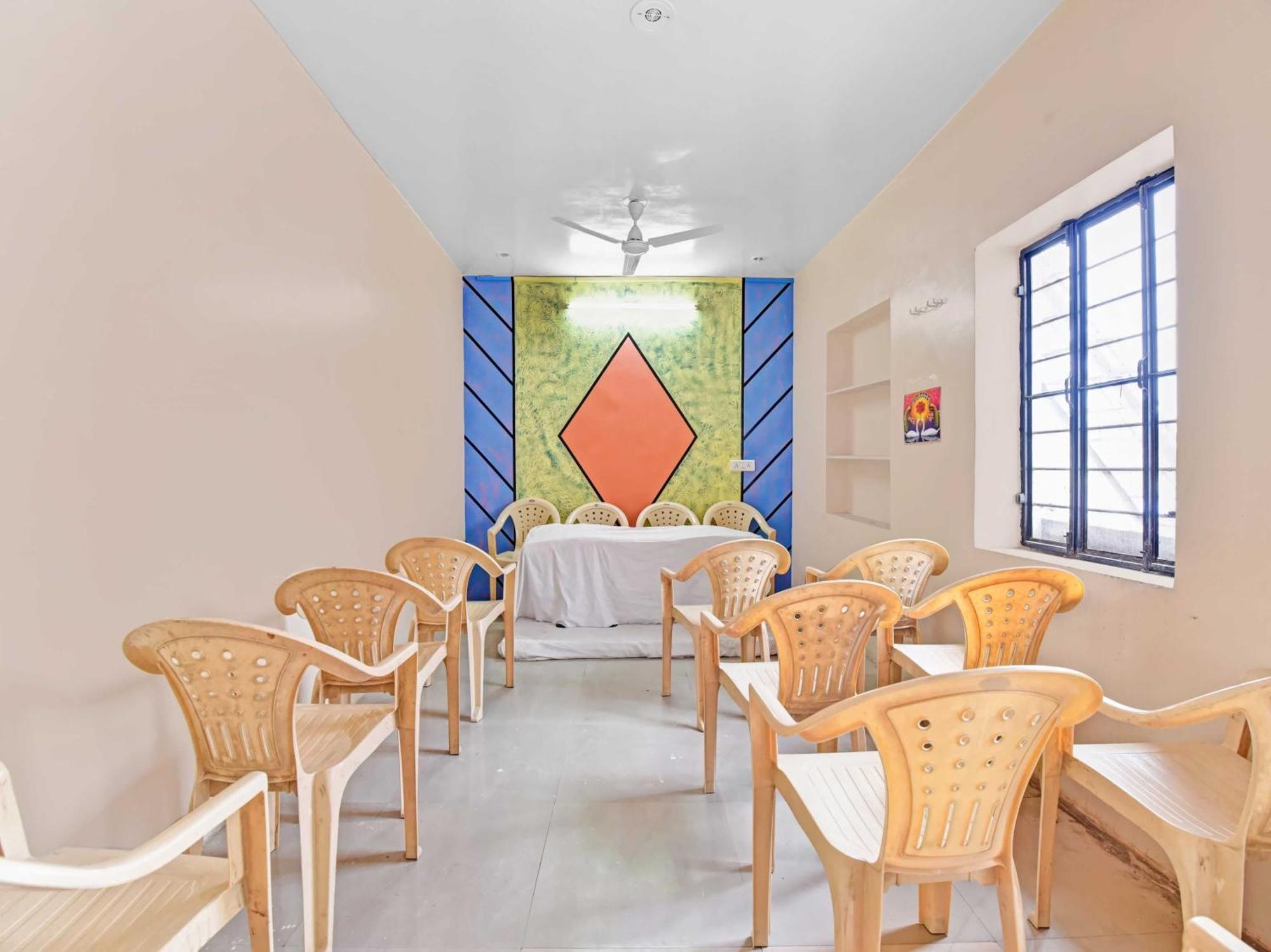 Oyo 85212 Hotel Vaibhav アジュメール エクステリア 写真